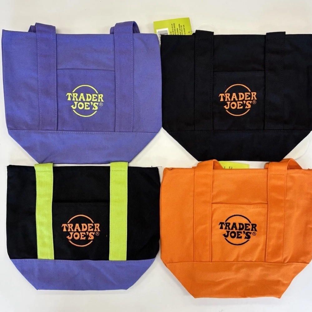 Limited Trader Joe's Mini Halloween Canvas Tote Bag Set Of 4 RARE